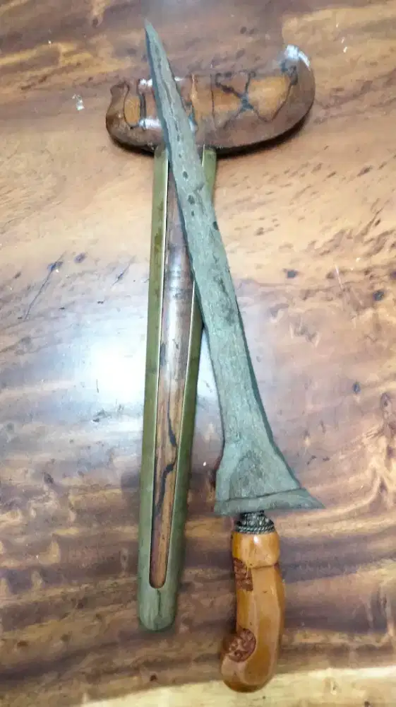 Keris patrem brojol sepuh