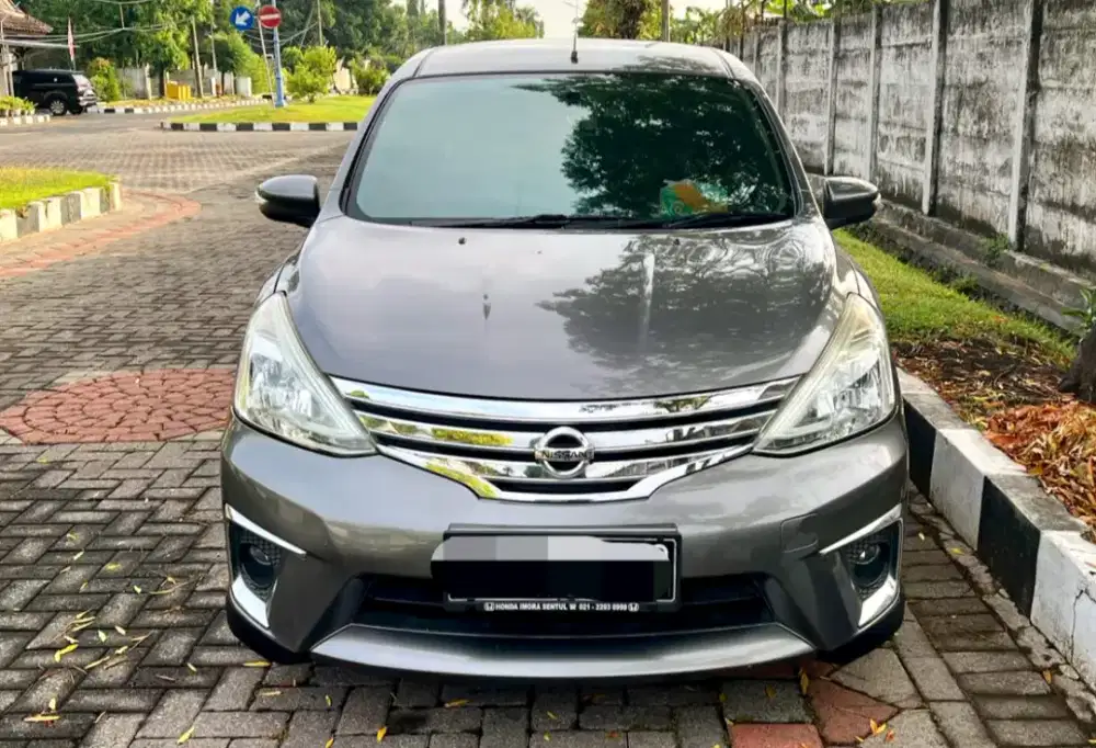 Grand Livina hws autech 2015 seperti baru
