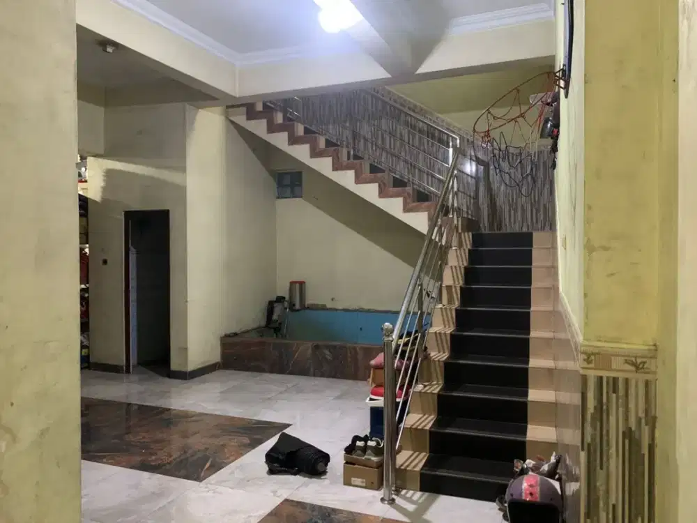 DIJUAL RUMAH STARTEGIS GEMPOL SARI BANDUNG STRATEGIS RAMAI DAN POTENSIAL