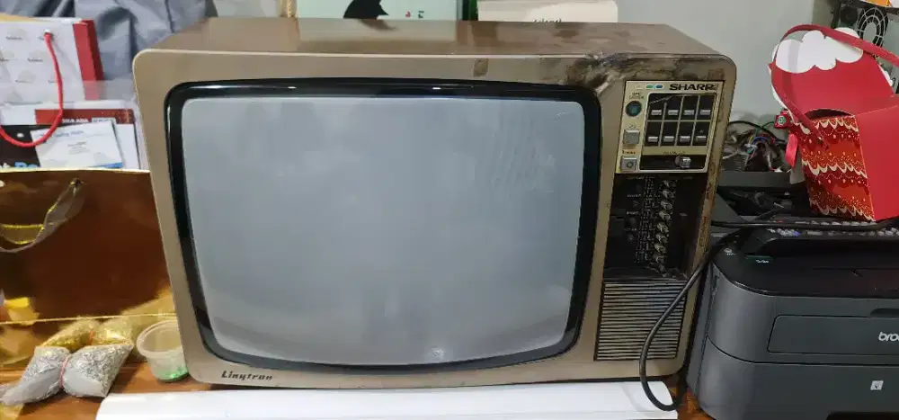 Televisi Merk Sharp