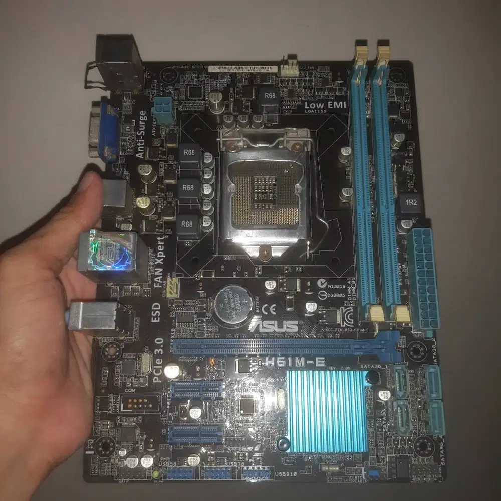 MOTHERBOARD ASUS H61M-E