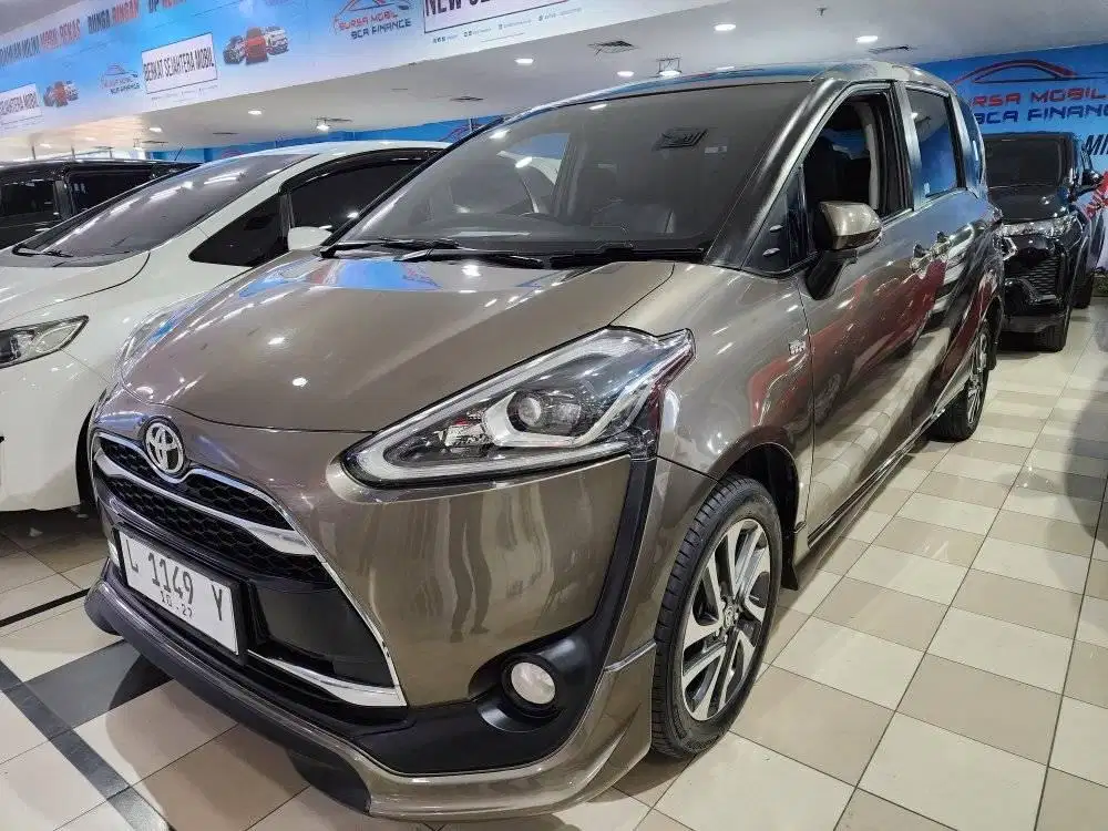 TOYOTA SIENTA 1.5 Q MATIC 2017 KILOMTER 50 RIBU ASLI ORIANN ISTIMEWAH