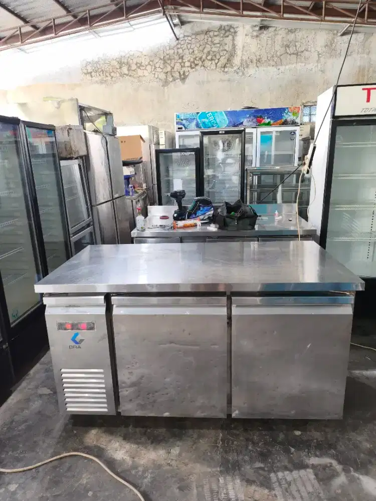 PREMIUM DAN BRANDED Undercounter chiller 

Mek i-max
Uk 150