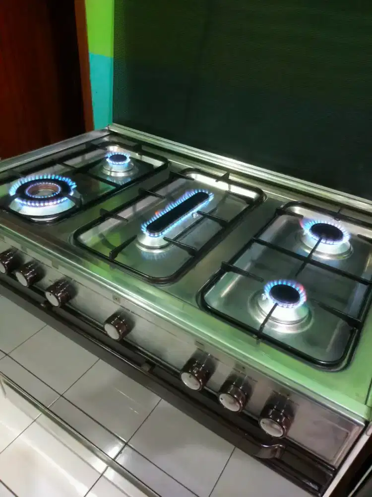 Kompor gas free standing siap Pakai dan Siap Kirim.