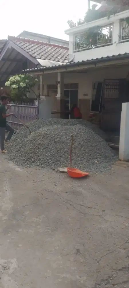 Batu split makadam sirdam batu belah pasir pasang