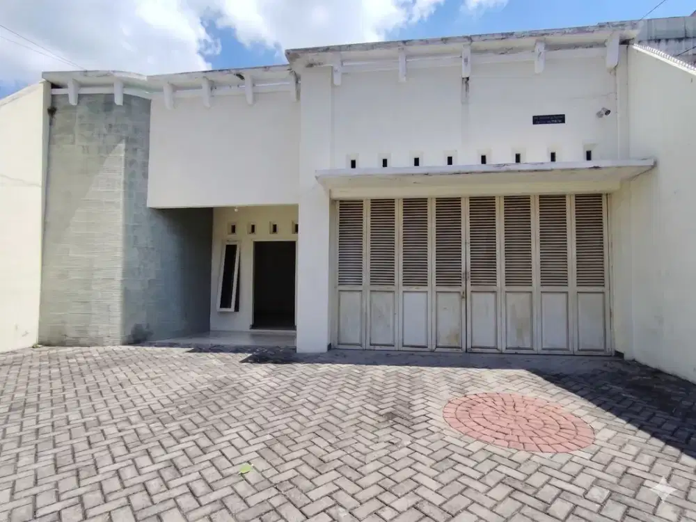 Rumah Strategis, Cocok untuk kantor daerah Gajah Mungkur Semarang - 11421