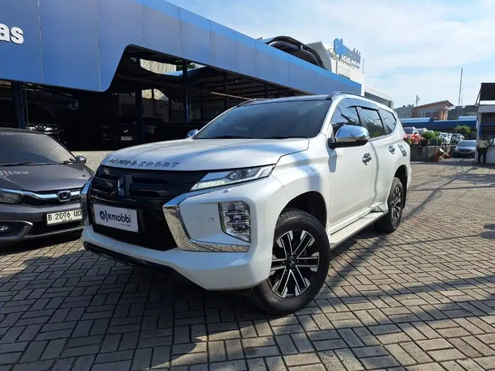 DP MURAH - Mitsubishi Pajero Sport 2.4 Dakar 4x2 Ultimate Solar-AT