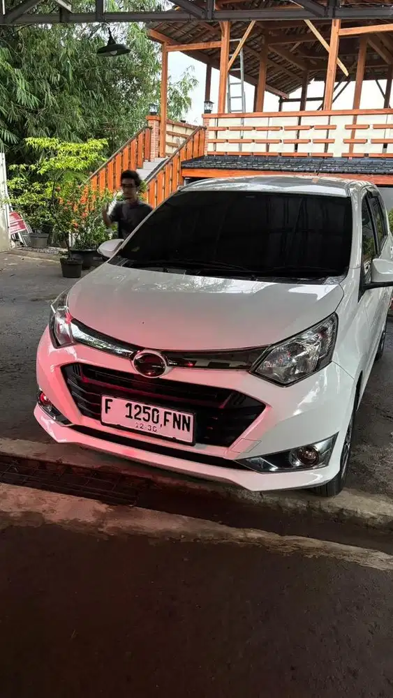 Dijual Sigra R 2017 AT Low Km (pemakai)