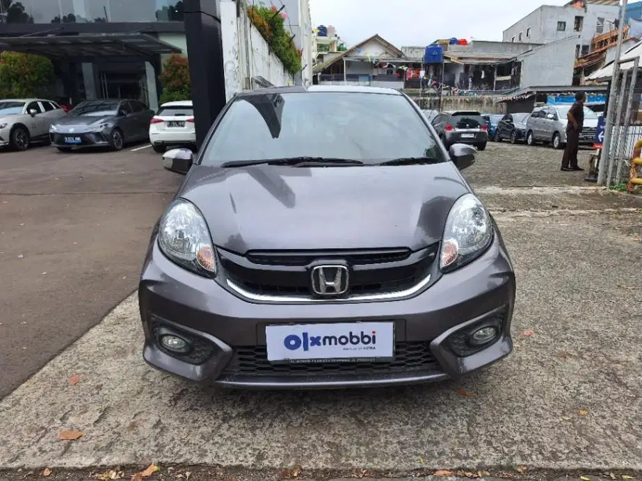 DP MURAH Honda Brio Satya 1.2 E Bensin-AT 2016 Abu CSADD