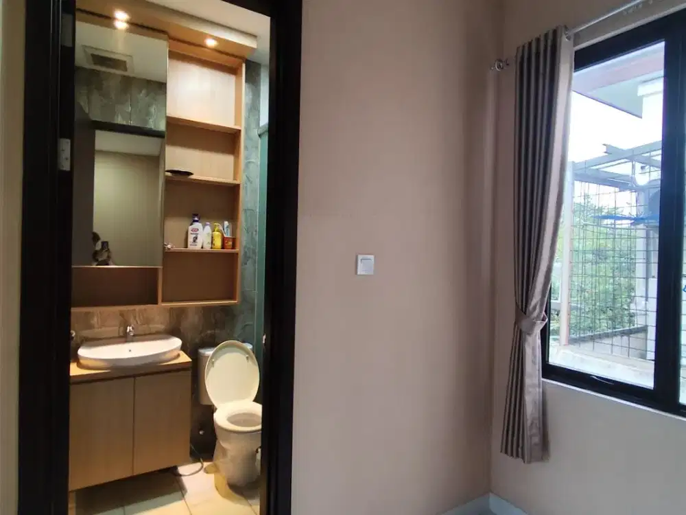 Rumah Lavon Cantik Full Furnished di Lavon Tangerang 1KA0001O
