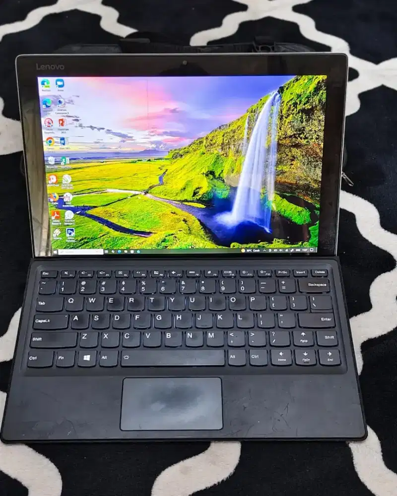 Lenovo MIIX520 2-in-1/Core i7-6500/RAM 8GB/SSD 256GB/12' TOUCH FHD IPS