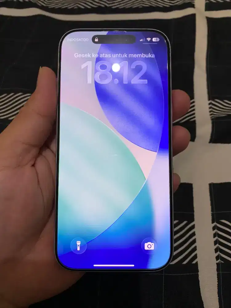 iPhone 17 basic lavender