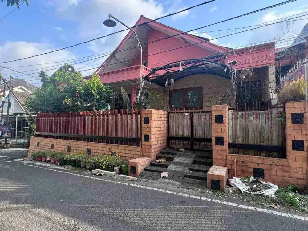 Rumah Hook TerMurah di Rampal Celaket luas 304 m²