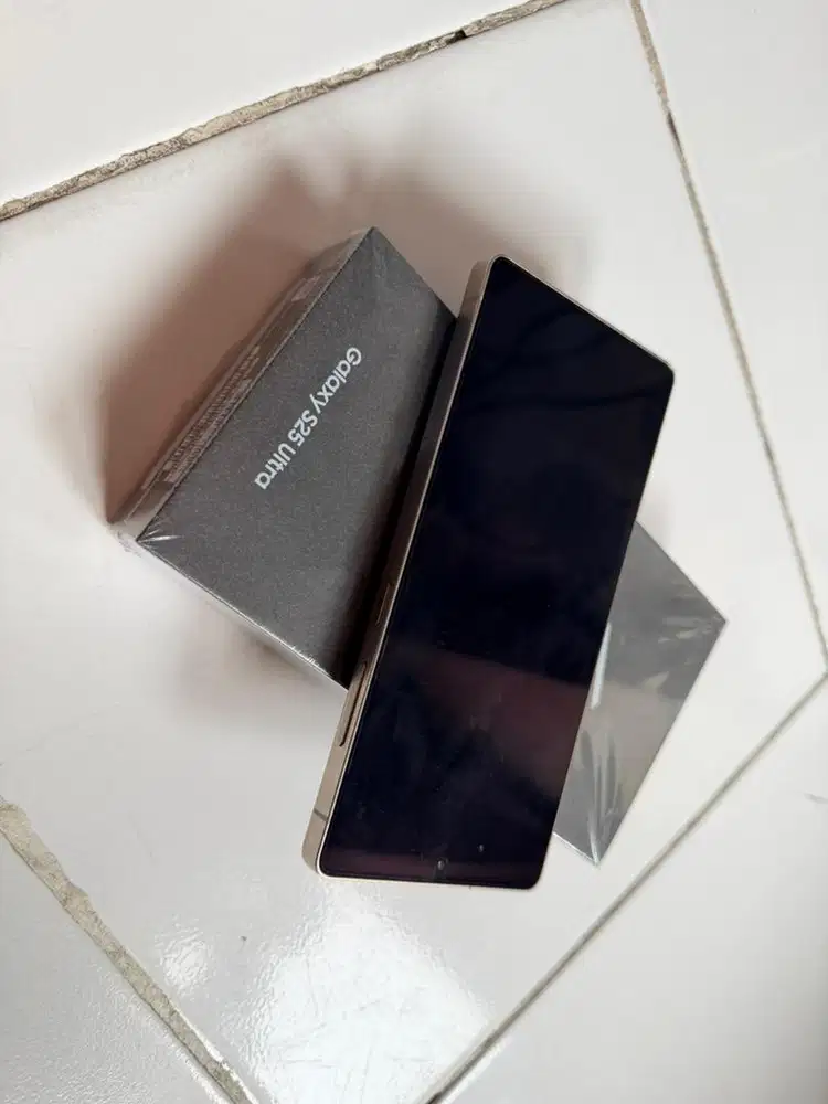 Samsung Galaxy S25 Ultra Black 256 Istimewa