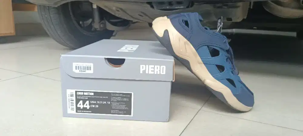 Sepatu sneakers Piero ergo size 44