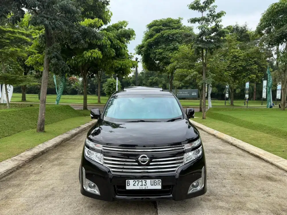 Nissan Elgrand 2.5 HWS at 2013