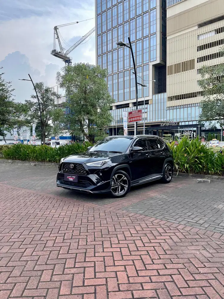 Toyota Yaris Cross 1.5 GR Hybrid TSS 2025
Low Odo (18rb) mobil irit