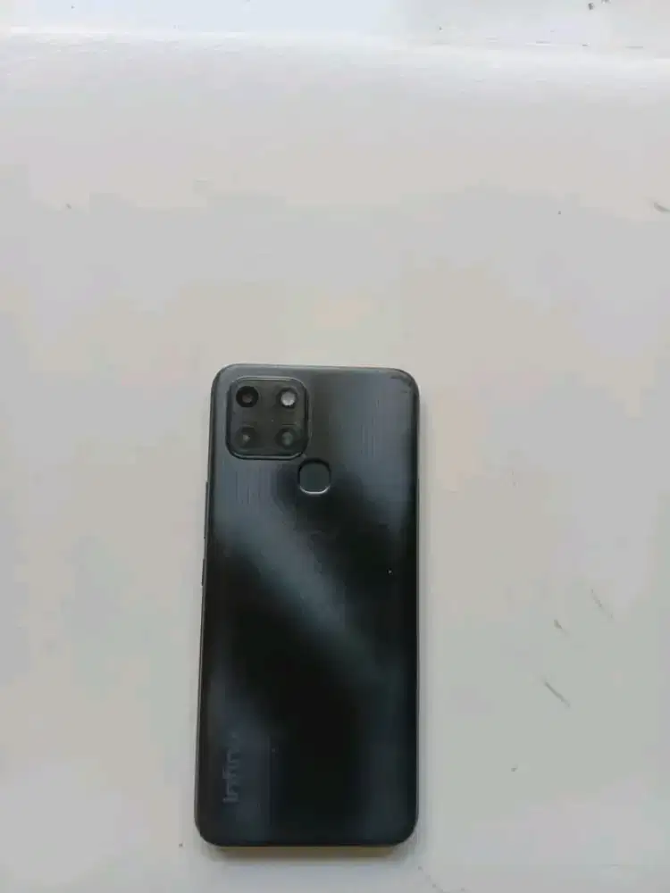 Infinix smart 6 hp aja minus tombol on off copot yg lain aman