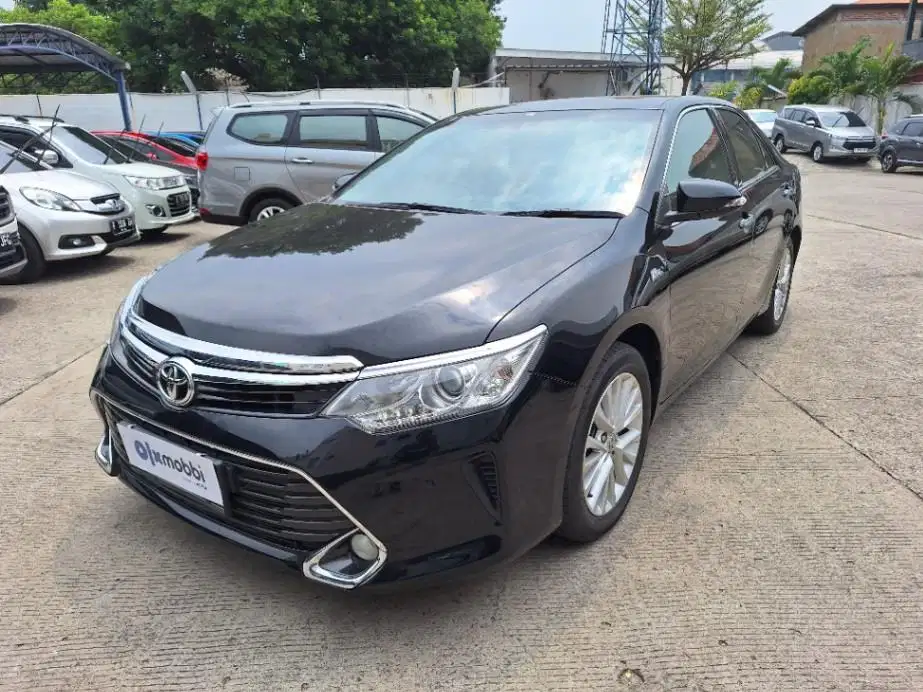 DP MURAH - Toyota Camry 2.5 V Bensin-AT 2017 Hitam