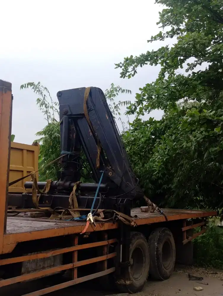 dijual crane 4ton (crane only) kondisi masih mulus siap pakai