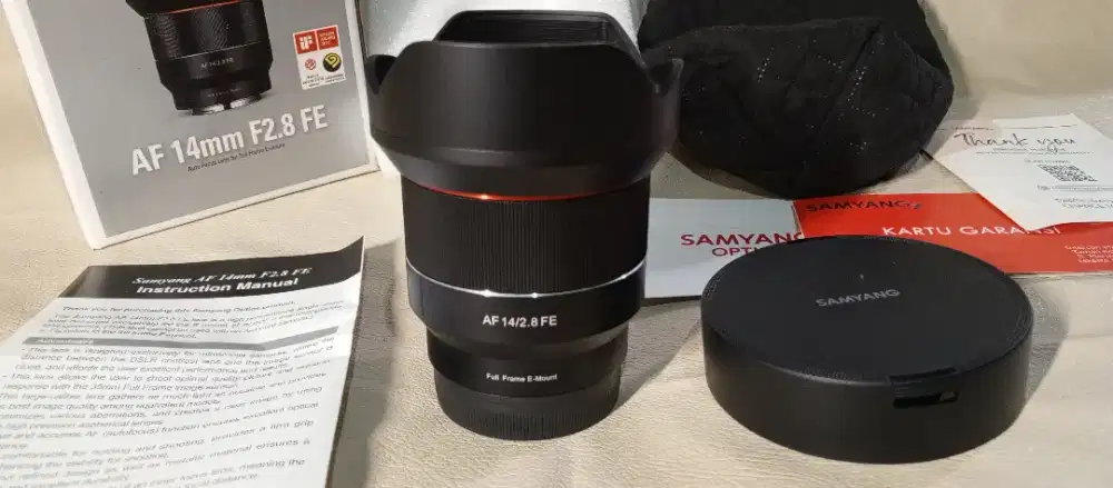 LENSA Samyang AF 14mm f2.8 for Sony EF V2 (99% new)