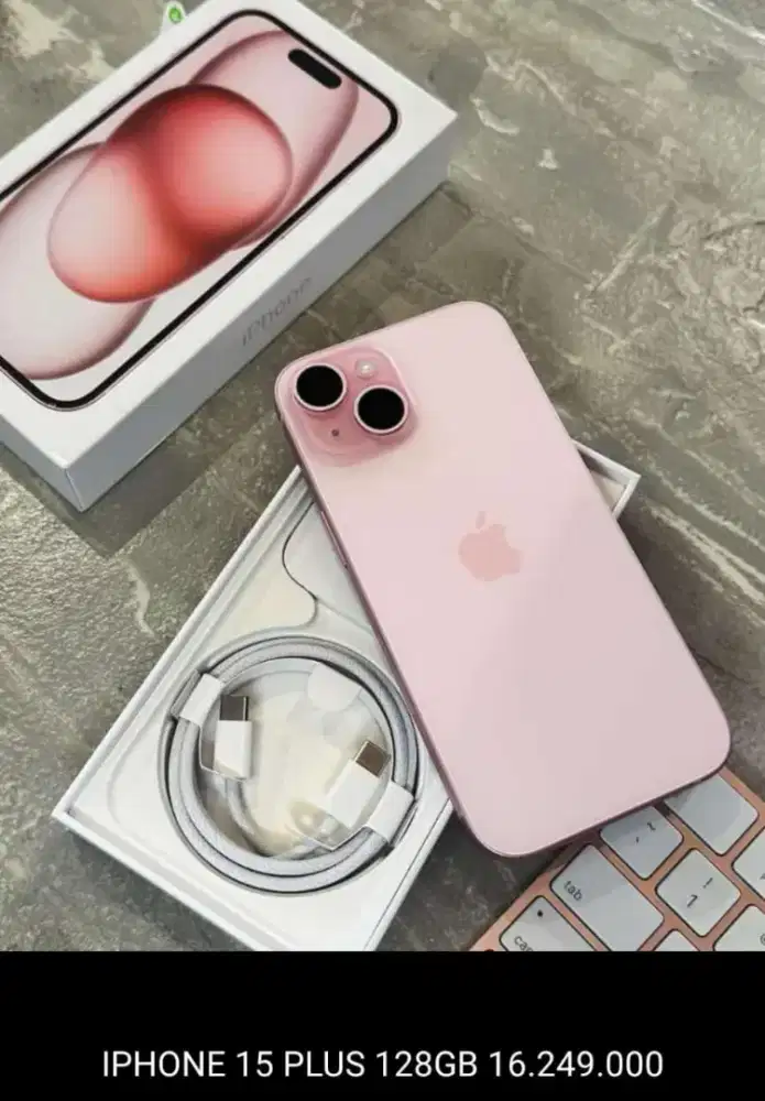 PROMO iPhone 15 pink 128GB
