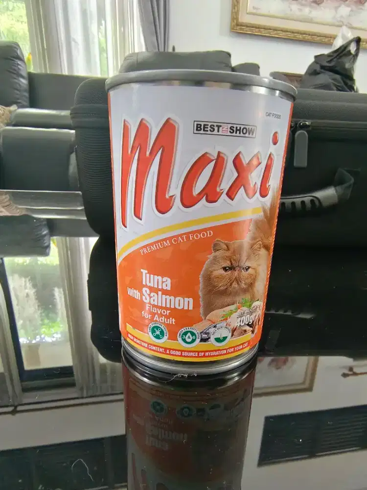 Maxi premium cat food tuna with salmon