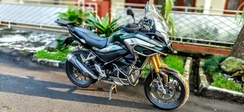 Honda CB150X/CBX150