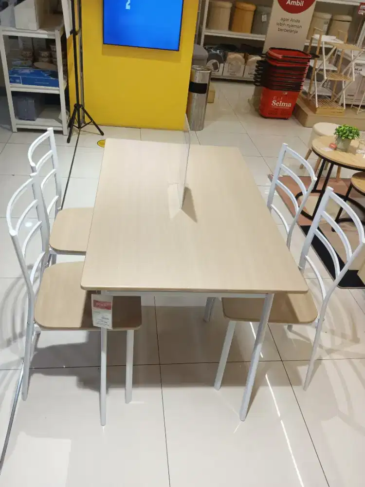 SET MEJA MAKAN MINIMALIS