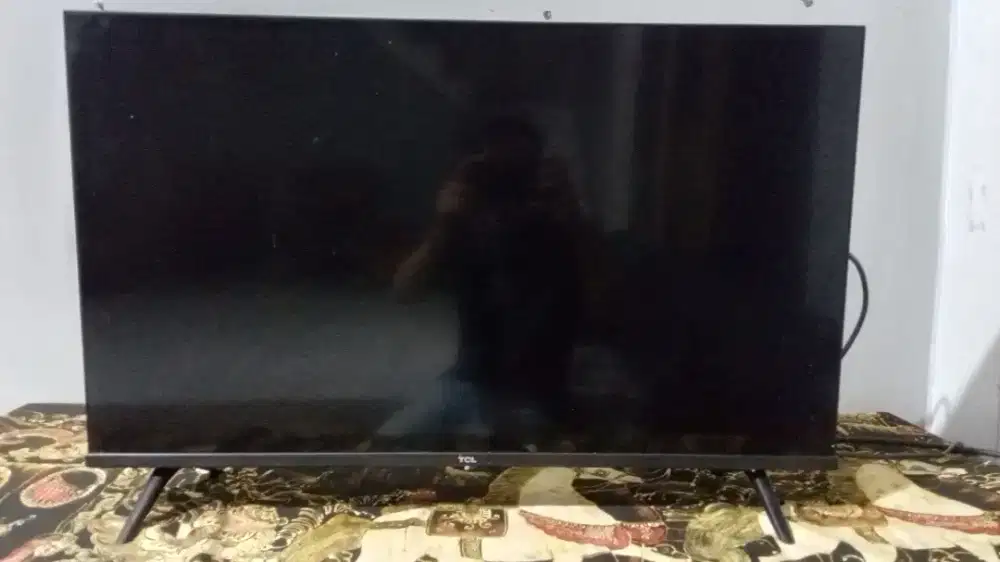 Tv led tcl android digital 32inchi mulus