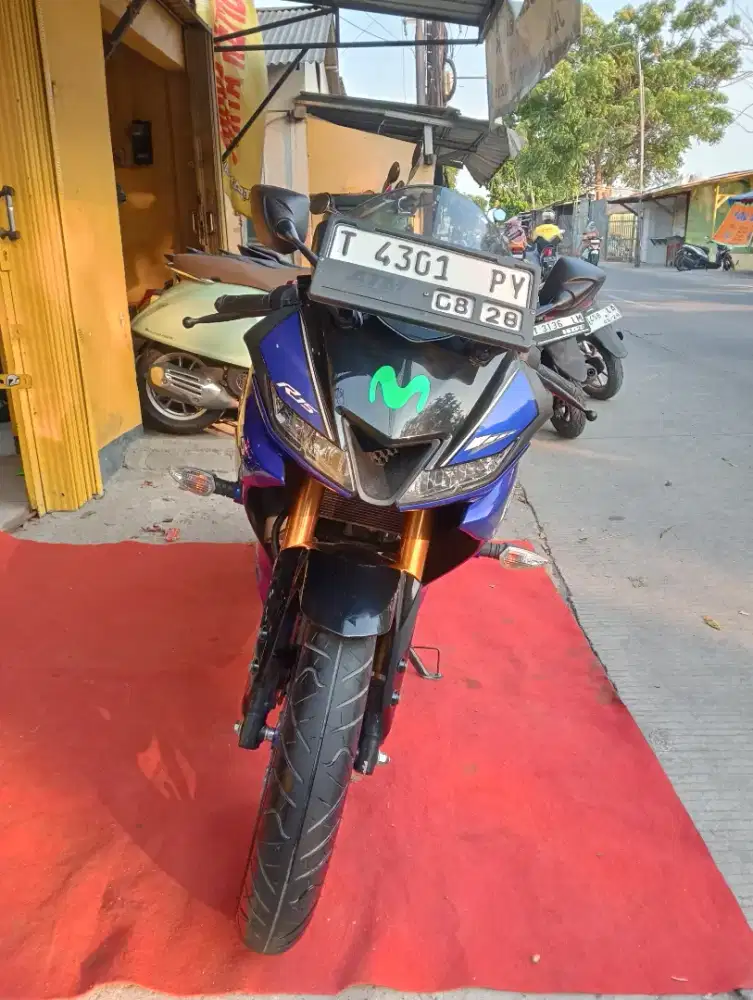 Y. R15 V3 Thn 2018