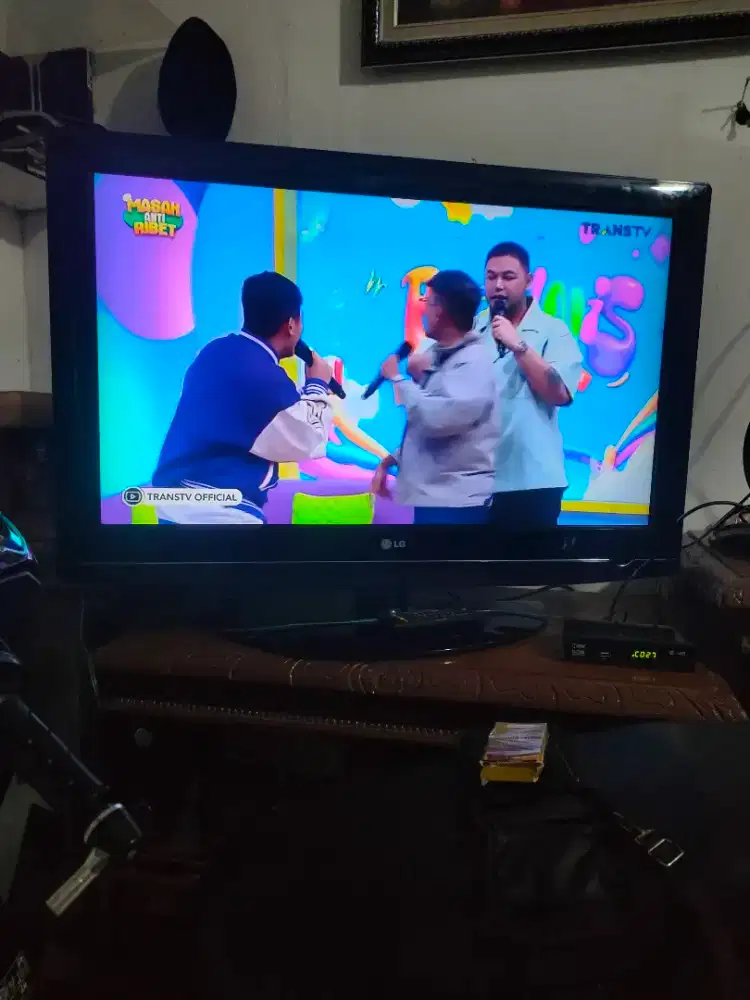 Di jual tv merk LG lcd 37 in analog