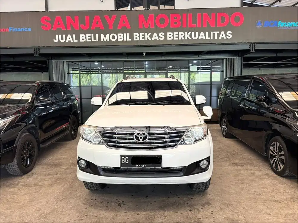 Toyota Fortuner V 4x4 A/T 2015/2016