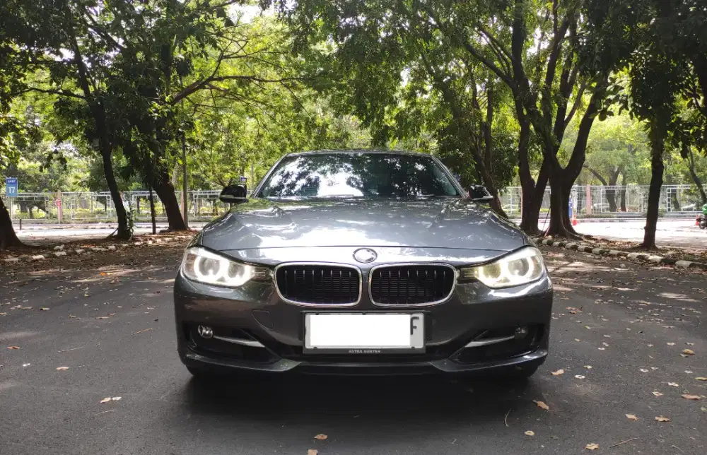 Bmw 320i 2.0 f30 M sport at 2014