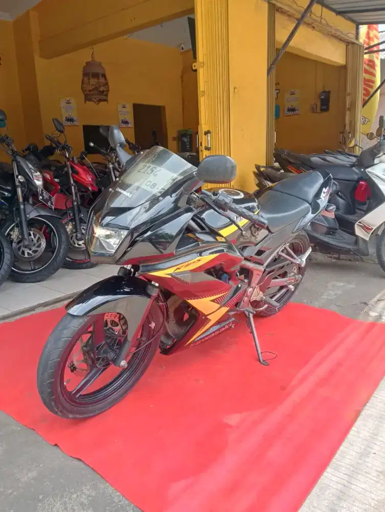 K. Ninja 150RR Thn 2014