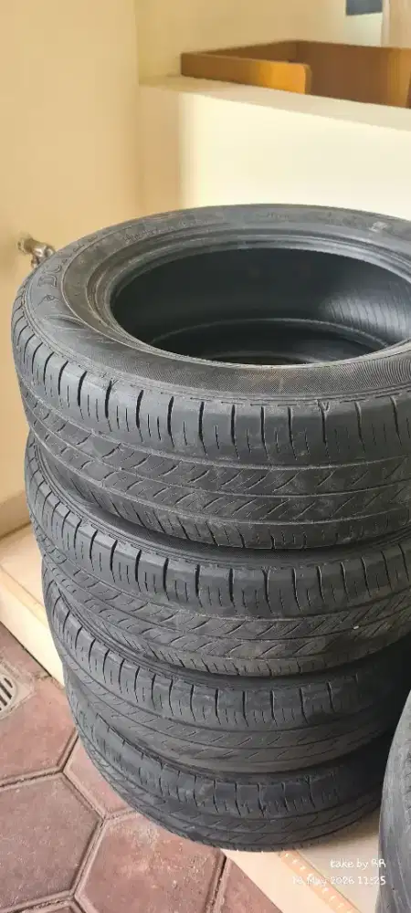 Ban Dunlop 175/65 R14 - 4unit
Ban Acceiera Eco Plus 205/60 R16 -2 unit