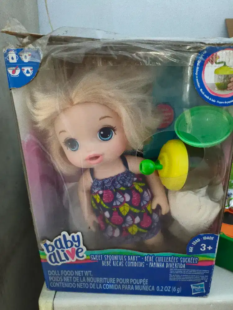 Boneka baby alive