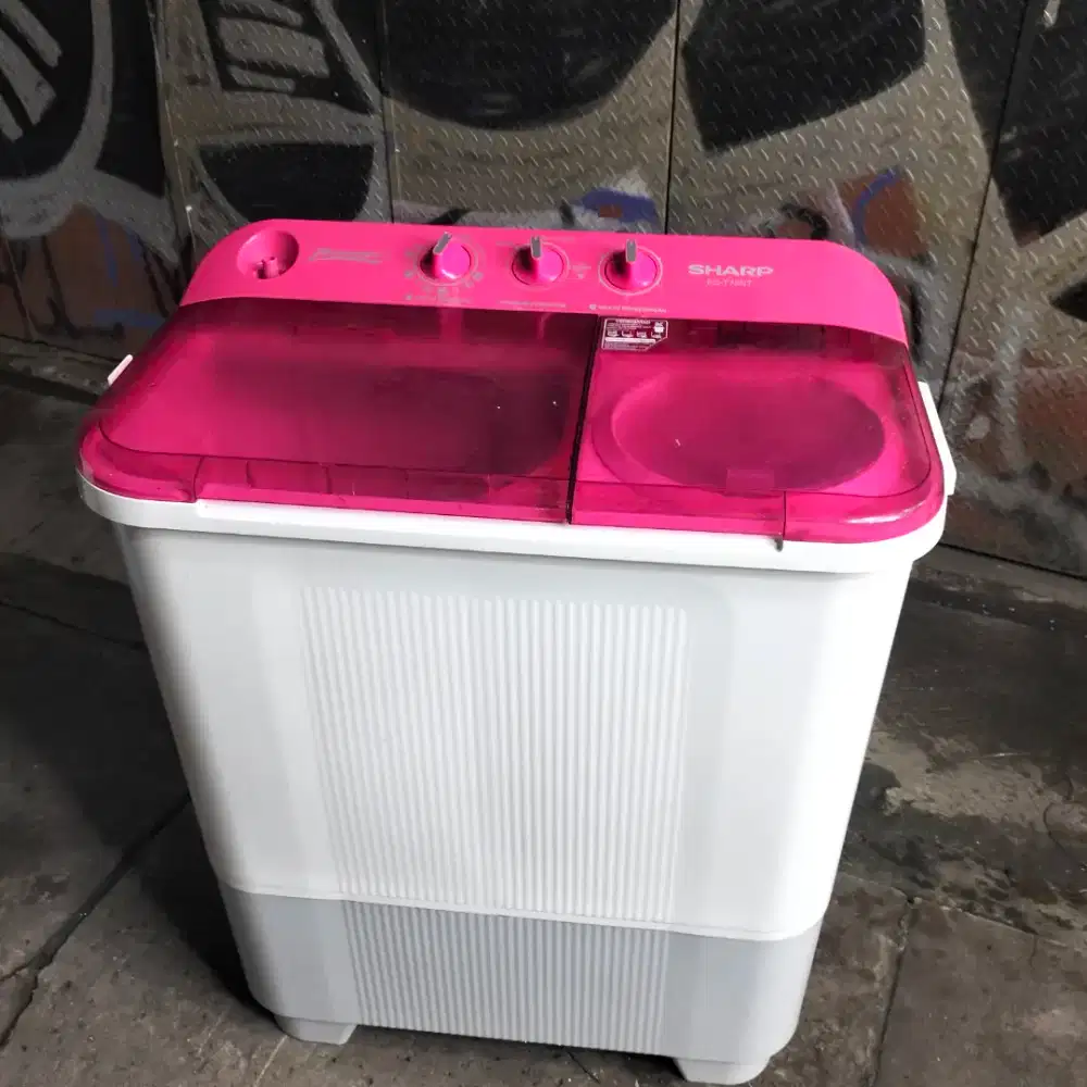 Bismillah semoga laku jual mesin cuci merk SHARP ukrn 8kg kndsi normal