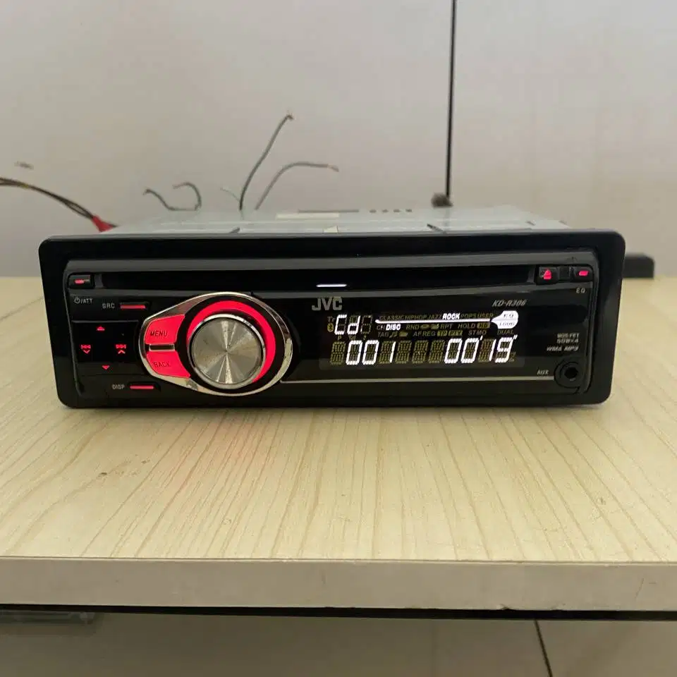 Single Din JVC CD Receiver KD-R306T CD, Radio dan AUX