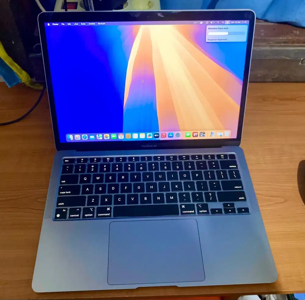Macbook Air M1 8/256