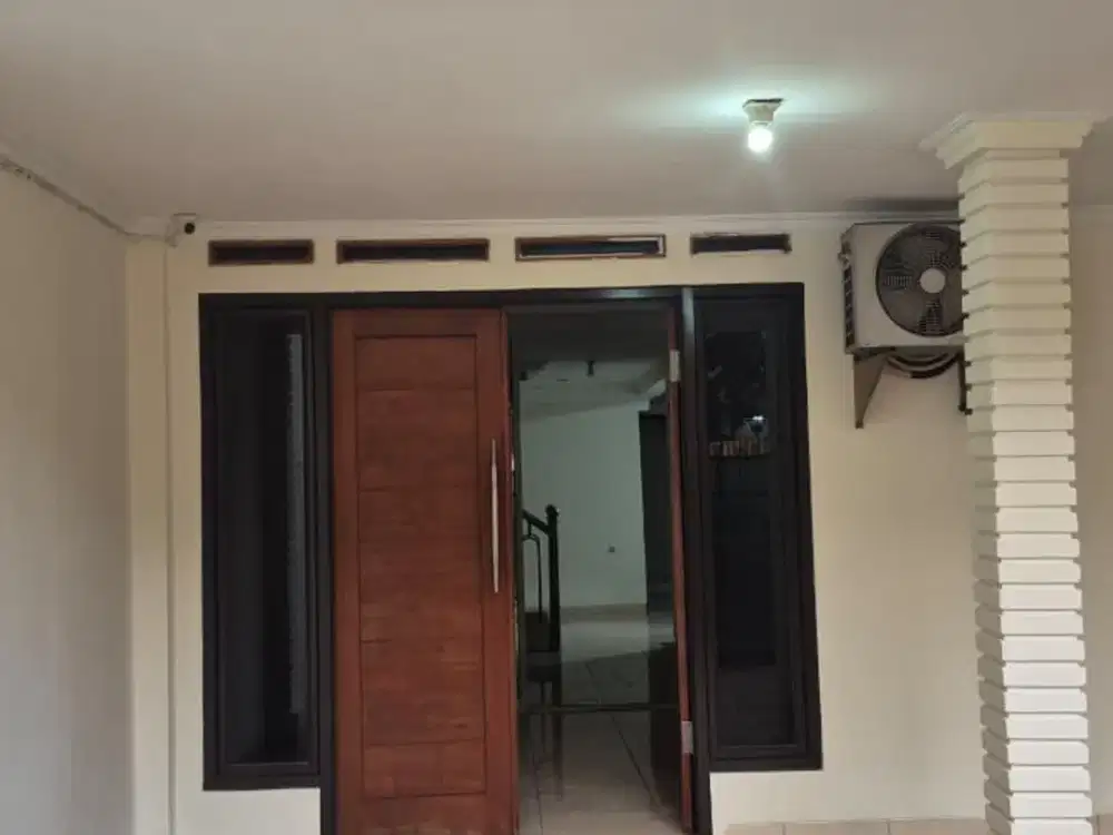 Hunian Ideal 4 Kamar Tidur, Lingkungan Aman & Nyaman, Sunter Jaya, Tanjung Priok, 013