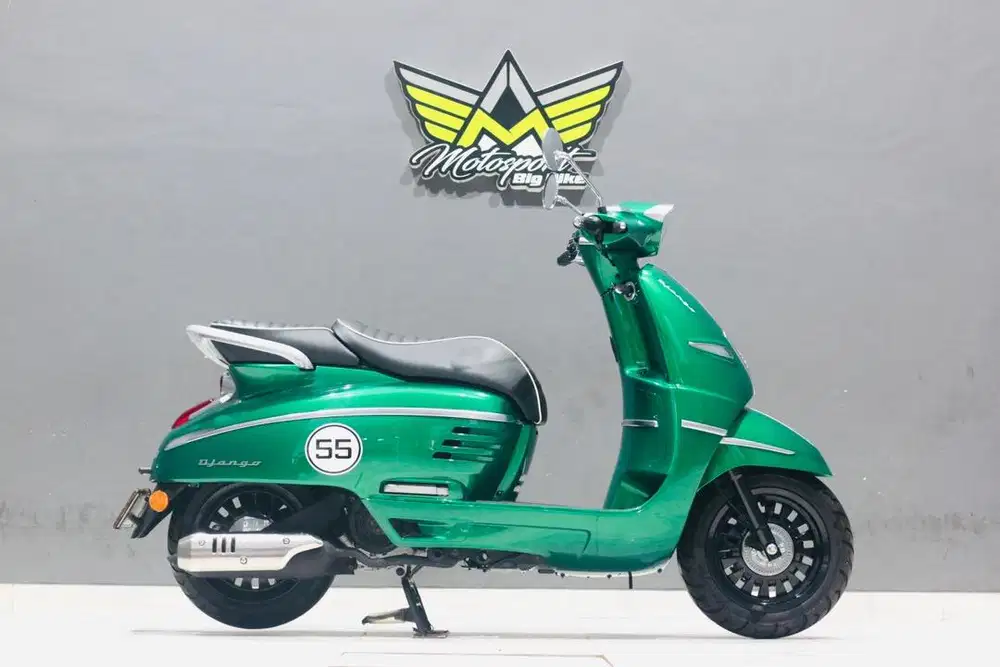 Peugeot scooter Django 150 ABS mulus Forza 250 MP3 Xmax 250
