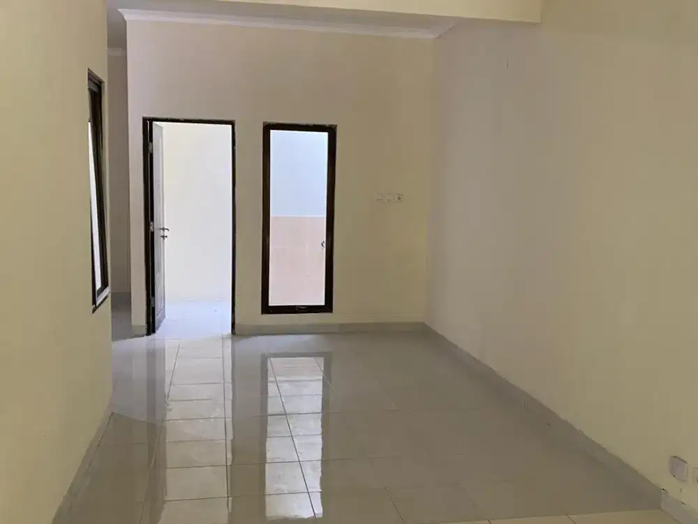 Siap Tempati! Rumah Minimalis 2 KT Cluster De'Residence Nyaman & Bebas Banjir di Harapan Indah