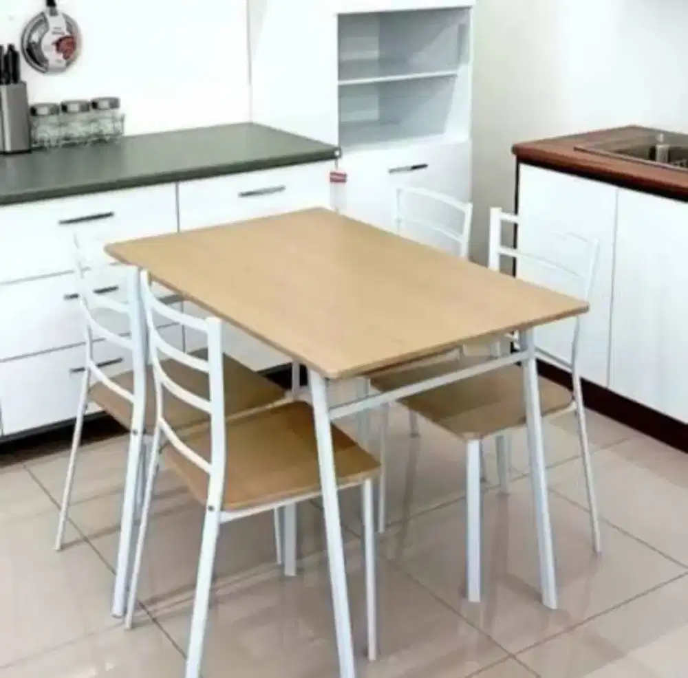 Meja makan minimalis Harris Table set Selma