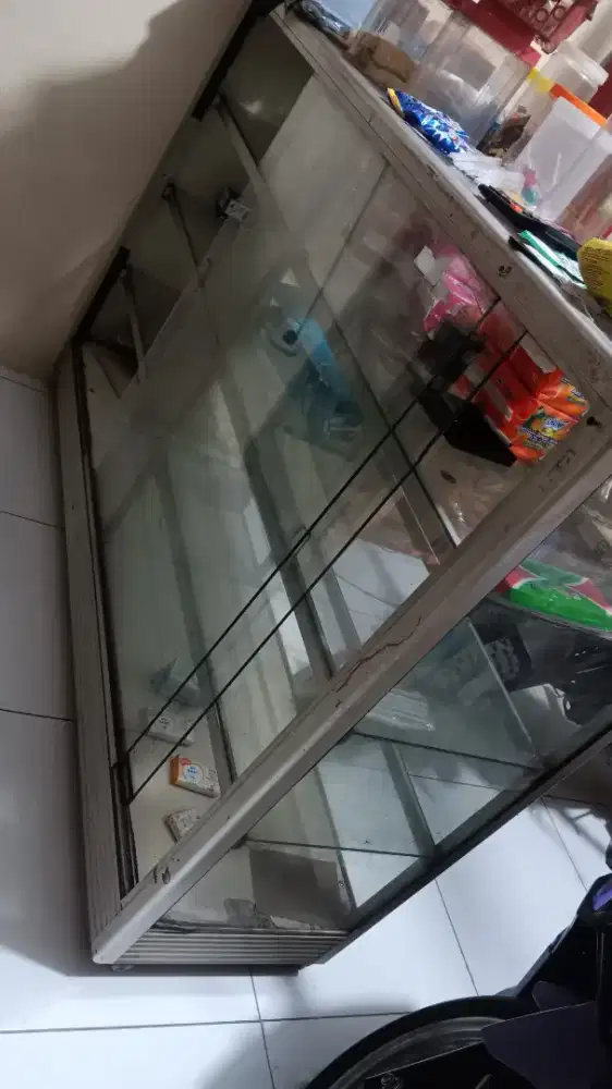 Etalase buat ngewarung
