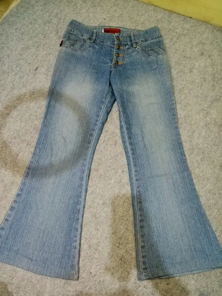 CUTBRAY PRELOVED