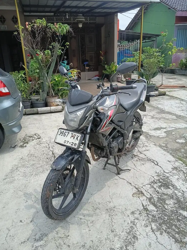 -Big sale Honda CB 150R