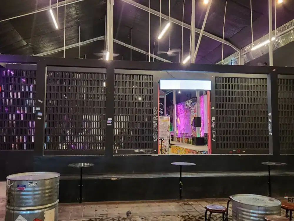 Ex Restoran Strategis Disewakan di Panjer, Denpasar Selatan Area