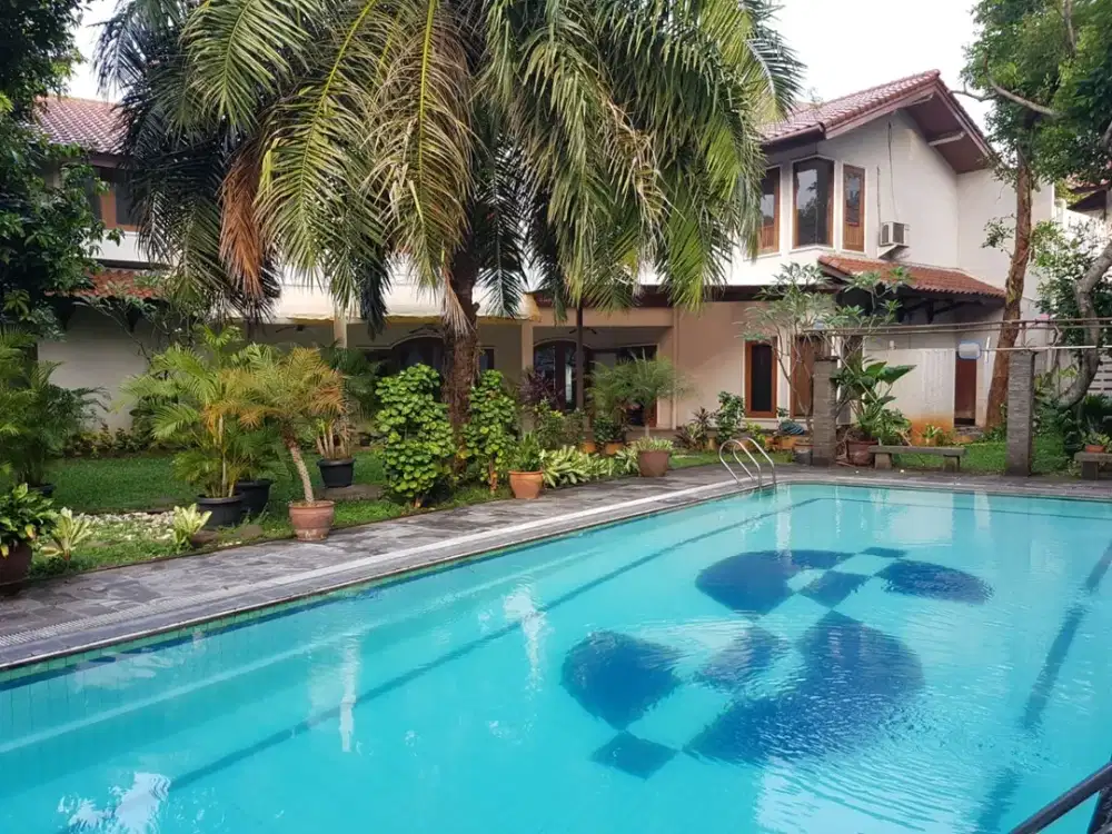 Dijual Rumah Mewah Siap Huni Ada Swimming Pool Lokasi Premium Dekat Pondok Indah Mall di Jaksel Wt-16633