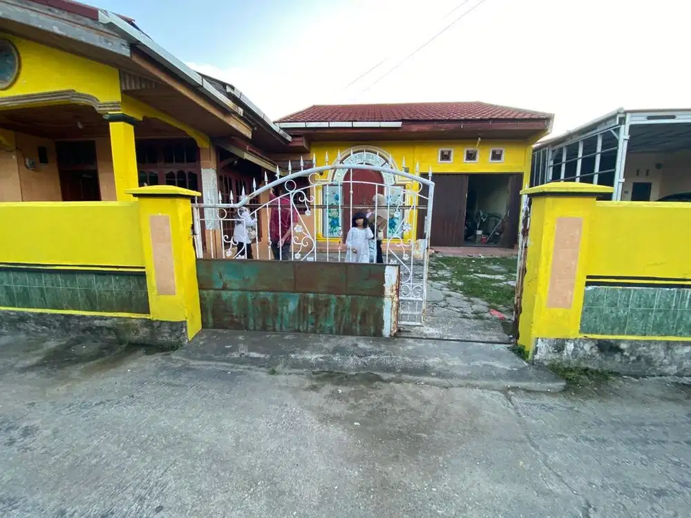 Dijual rumah lokasi strategis tengah kota